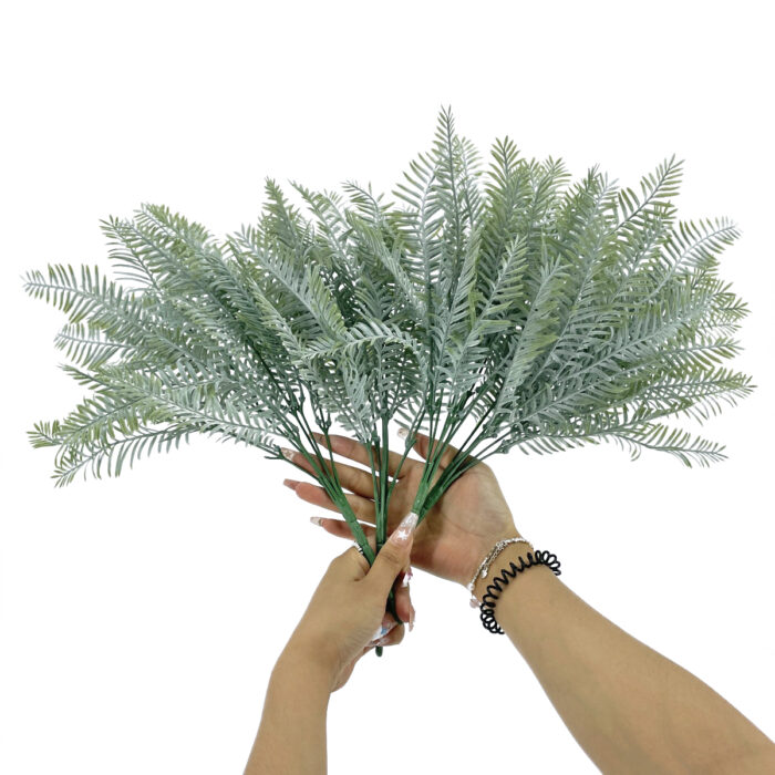 GNW Green Artificial Cedar Leaves LY-05 - Image 3